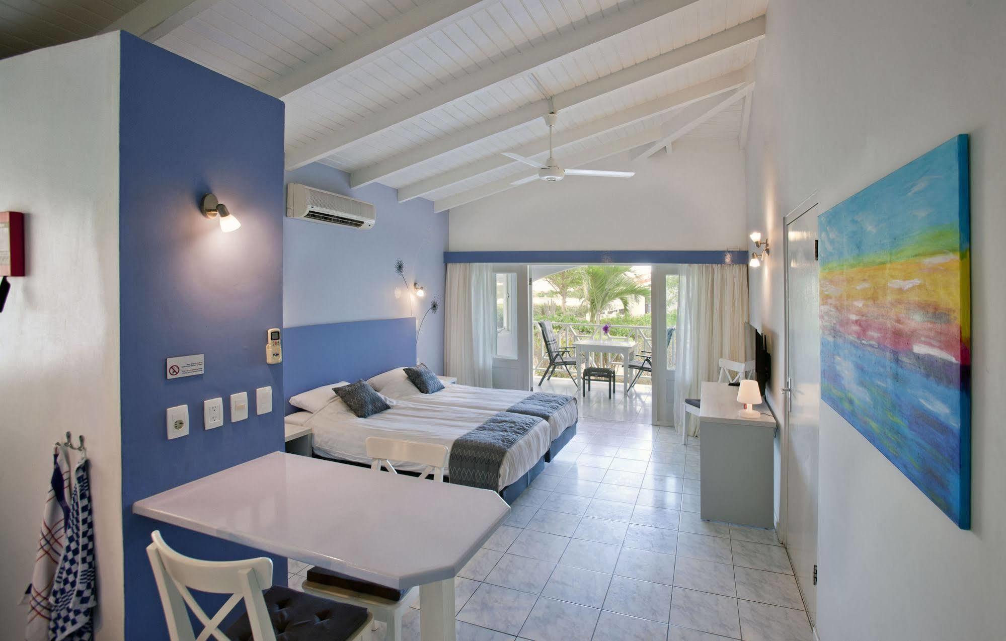Blue Bay Lodges Curacao Kültér fotó